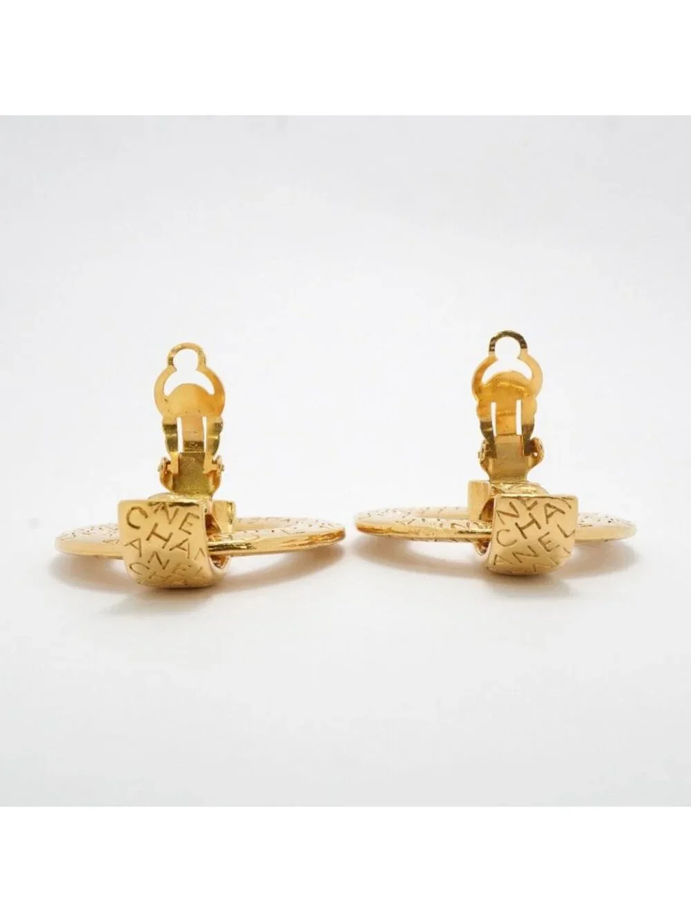 CHANEL earrings vintage